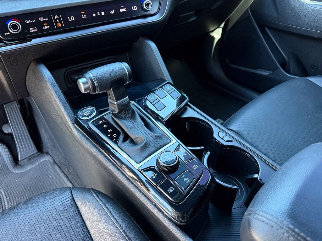 2025 Kia Sportage X-Line - AWD / CARFAX ONE OWNER