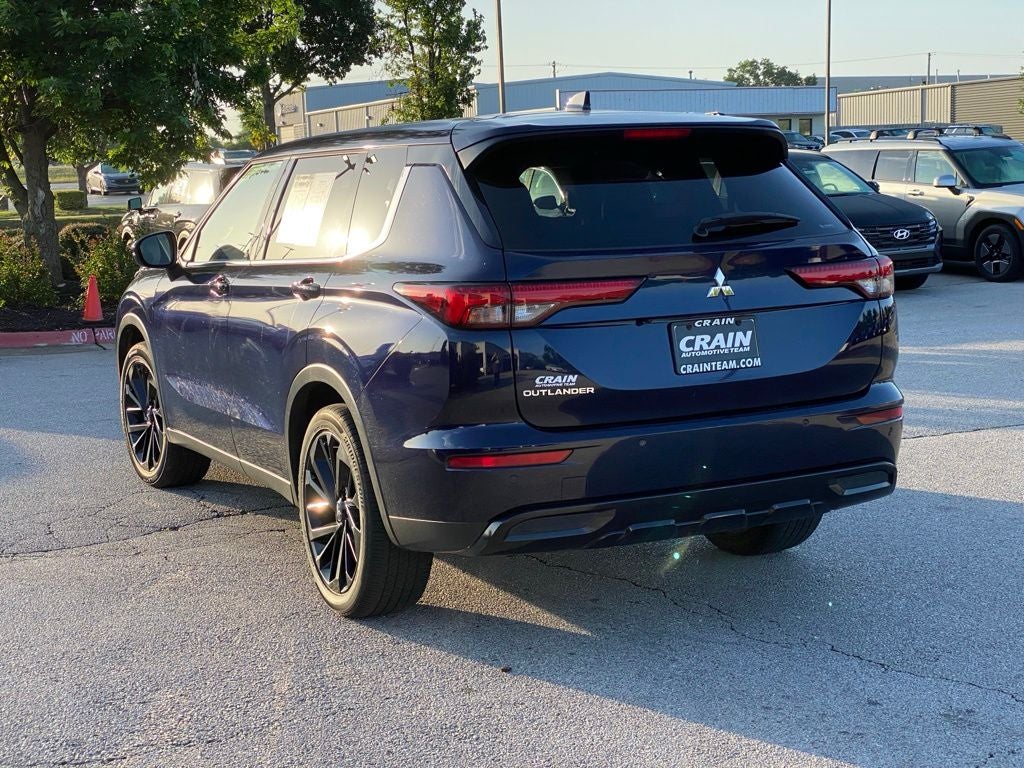 2022 Mitsubishi Outlander SE
