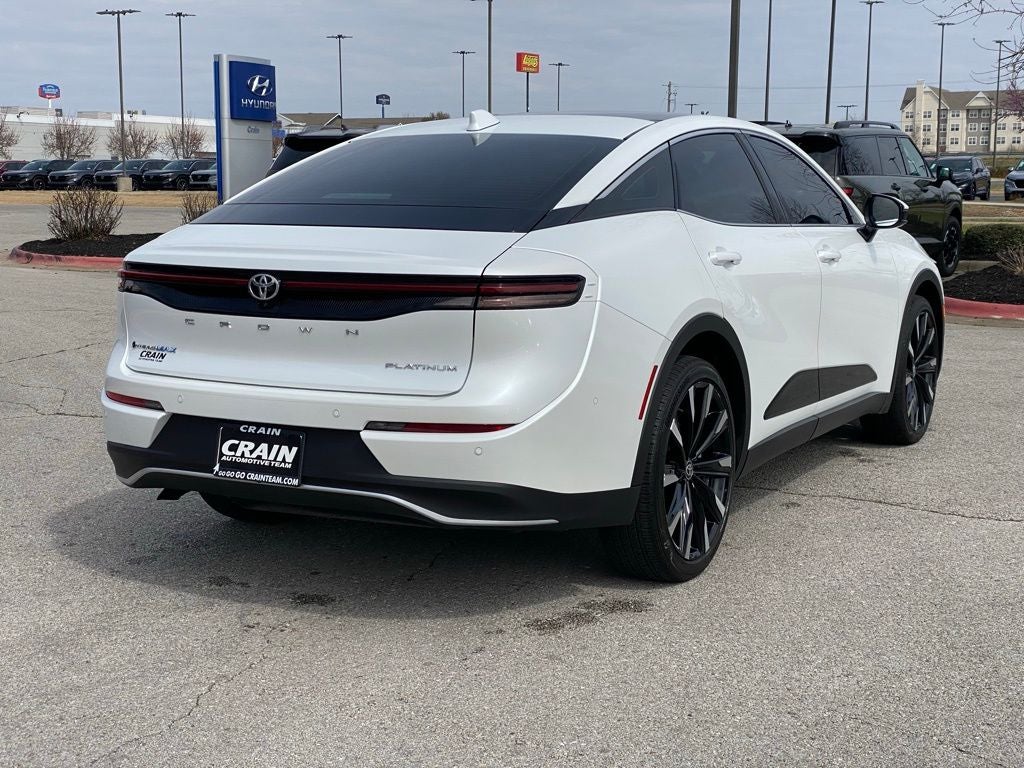 2025 Toyota Crown Platinum