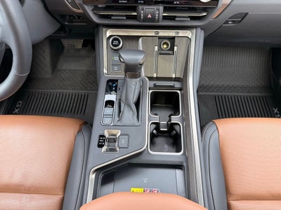 2025 Lexus GX 550 Luxury+