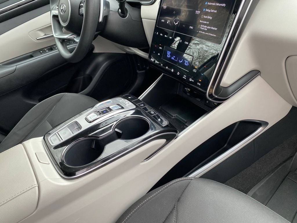 2024 Hyundai Tucson Hybrid Blue Apple CarPlay / Android Auto / Tow Hitch / Heated