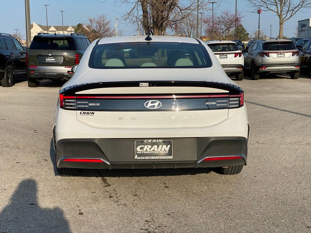 2025 Hyundai Sonata SE