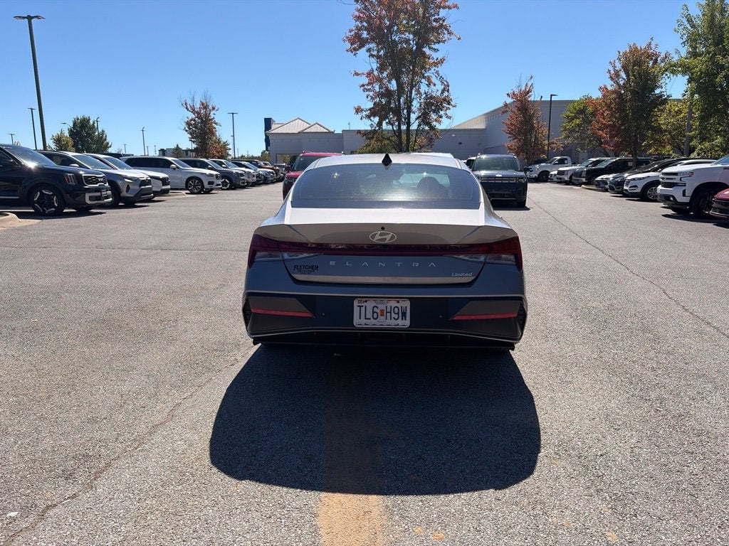 2024 Hyundai Elantra Limited - HYUNDAI CPO / CLEAN CARFAX / SUNROOF
