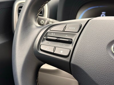 2023 Hyundai Venue Limited ONE OWNER CLEAN CARFAX