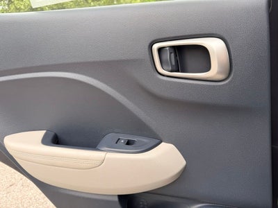 2023 Hyundai Venue Limited ONE OWNER CLEAN CARFAX