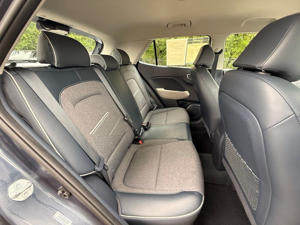 2023 Hyundai Venue Limited ONE OWNER CLEAN CARFAX