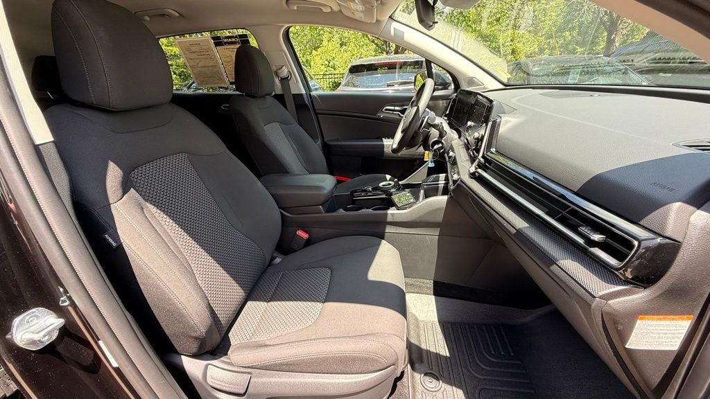 2023 Kia Sportage Hybrid LX LOW MILES