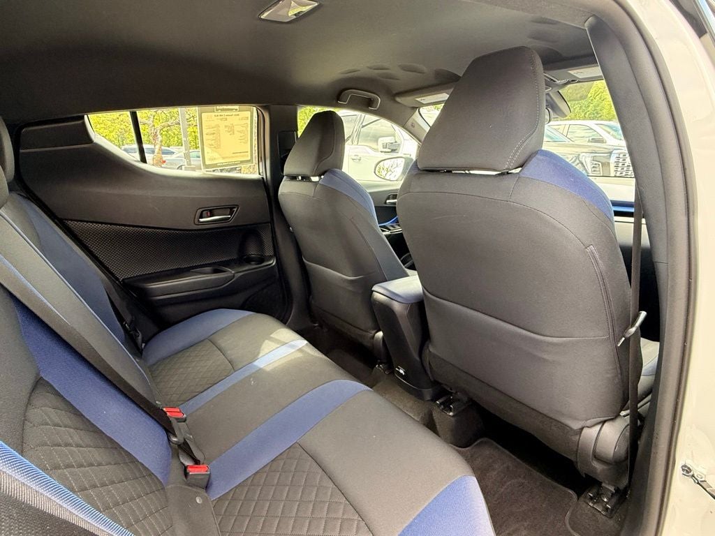 2021 Toyota C-HR XLE POWER LIFTGATE