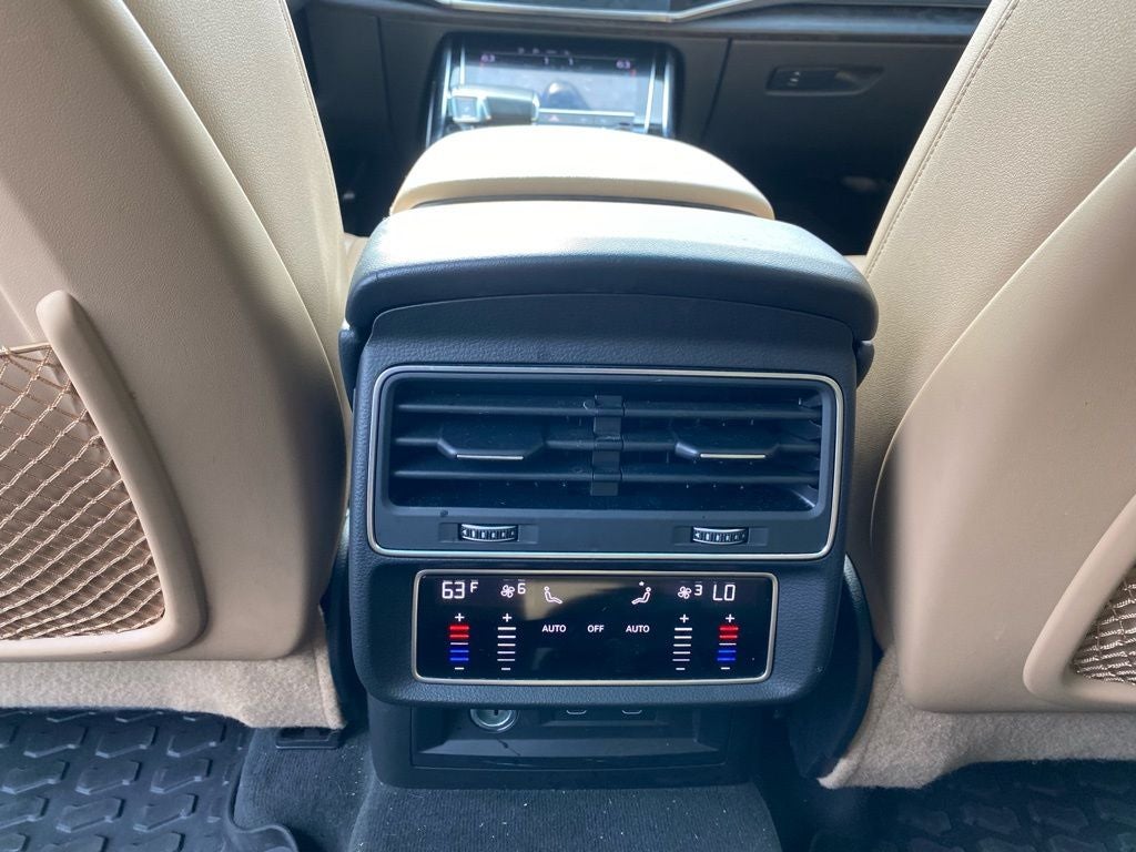 2022 Audi Q8 55 Premium Plus quattro