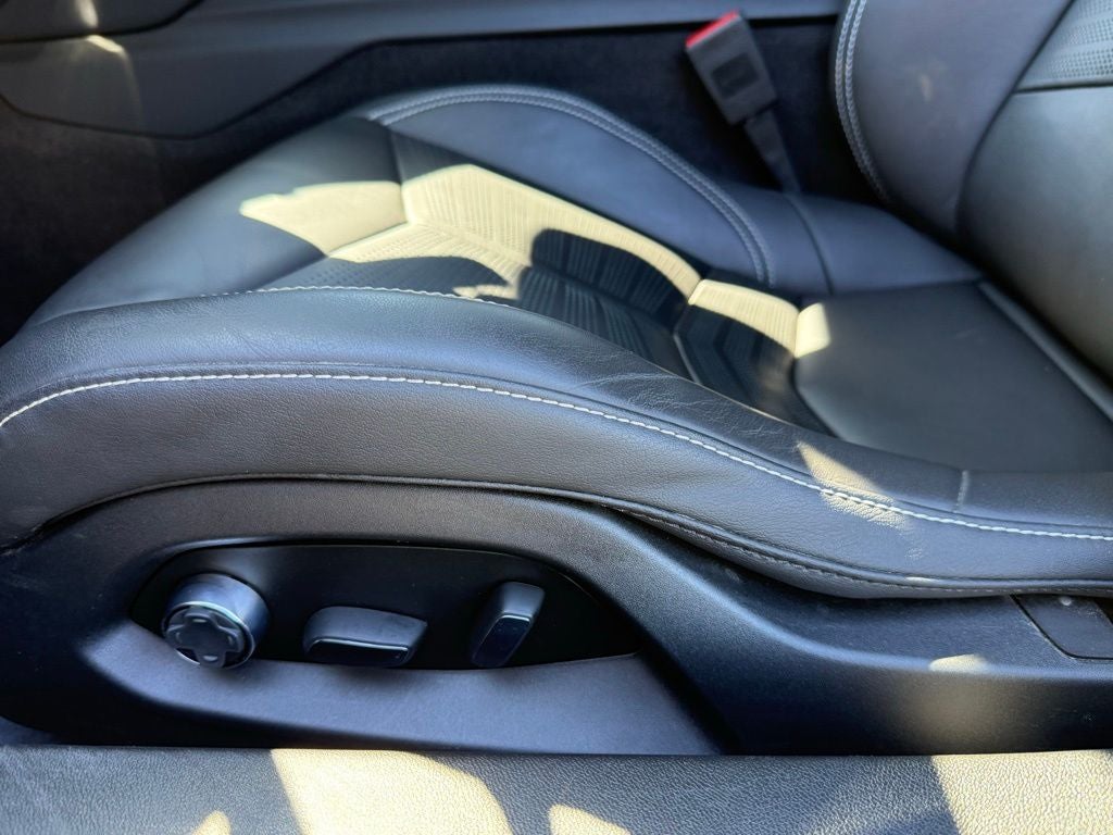 2025 Chevrolet Corvette Stingray 2LT