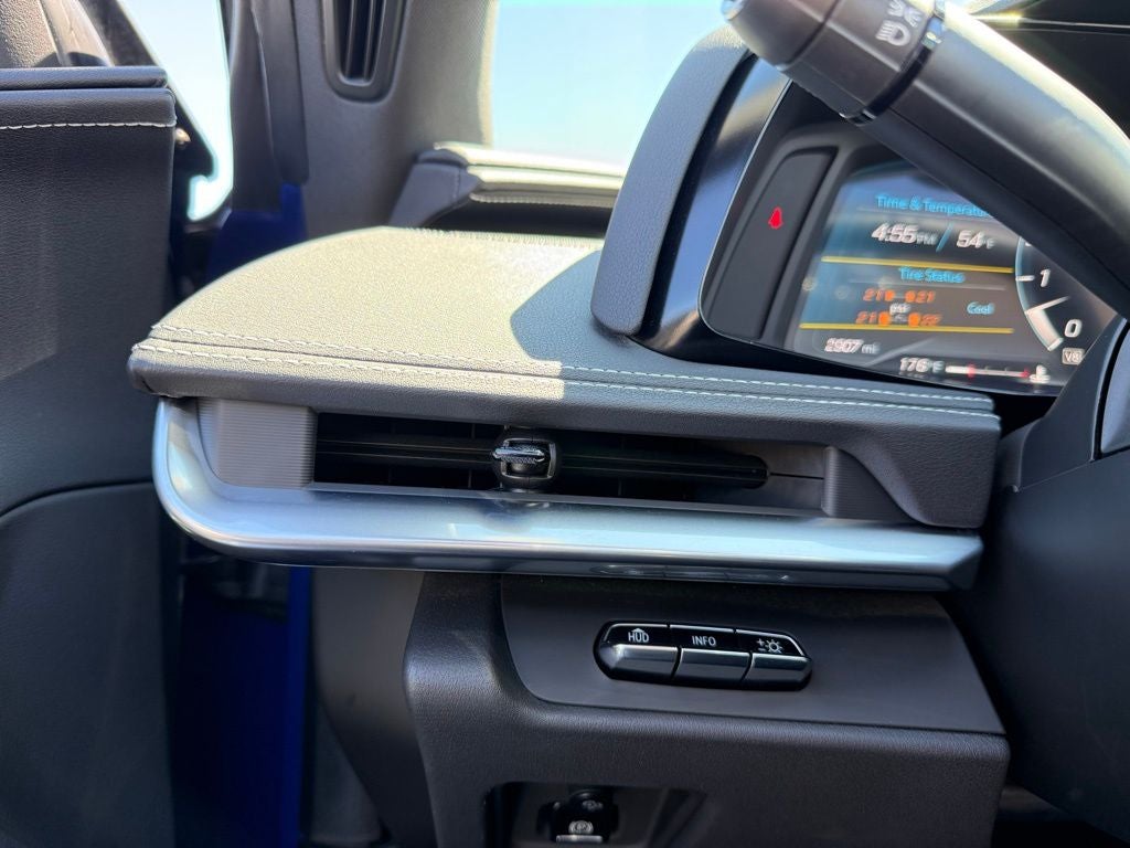 2025 Chevrolet Corvette Stingray 2LT