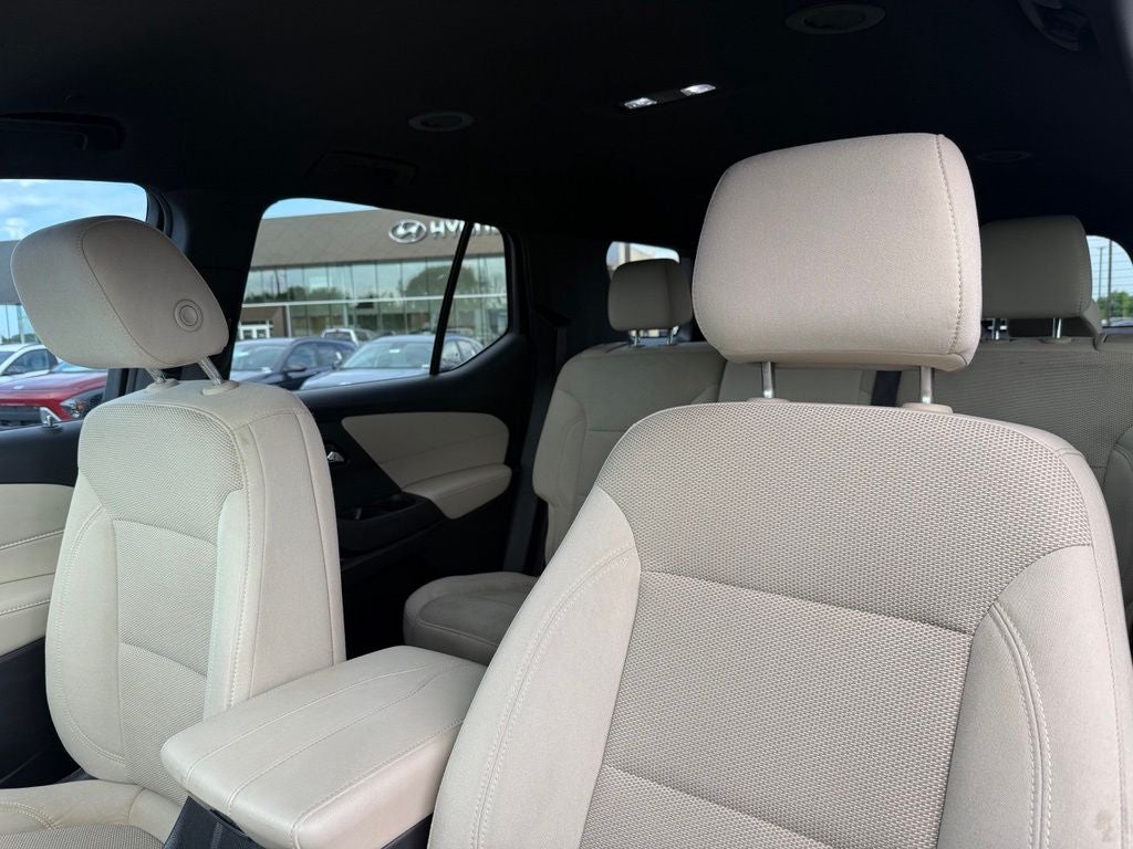 2022 Chevrolet Traverse LS