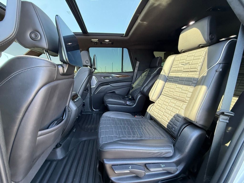 2023 Cadillac Escalade Sport Platinum