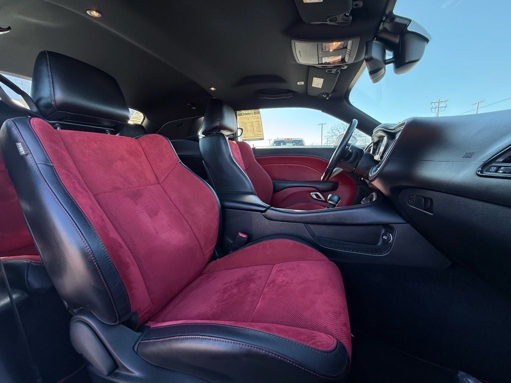 2021 Dodge Challenger R/T PERFORMANCE PACKAGE