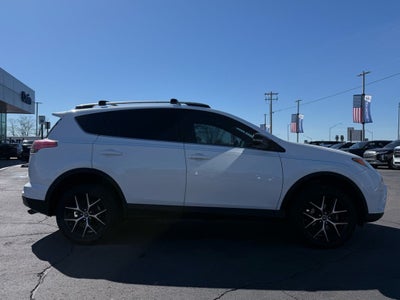 2018 Toyota RAV4 SE