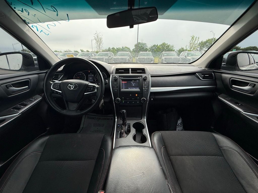2017 Toyota Camry SE