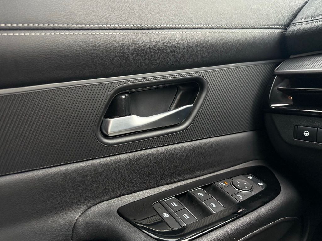 2025 Nissan Murano SV ENERGETIC ELEGANCE