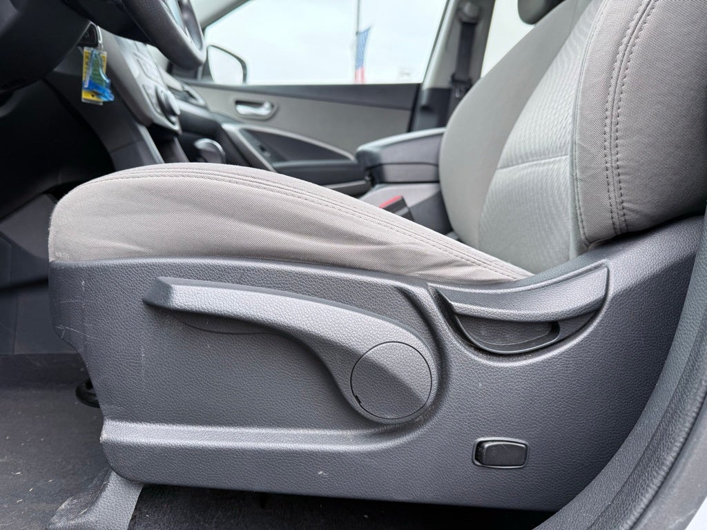 2016 Hyundai Santa Fe Sport 2.4 Base