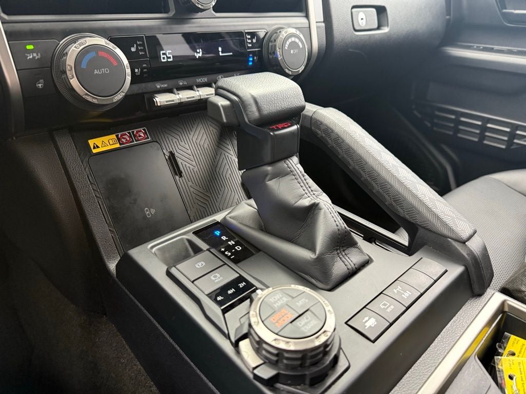 2025 Toyota 4Runner TRD Off-Road Premium Tech Package