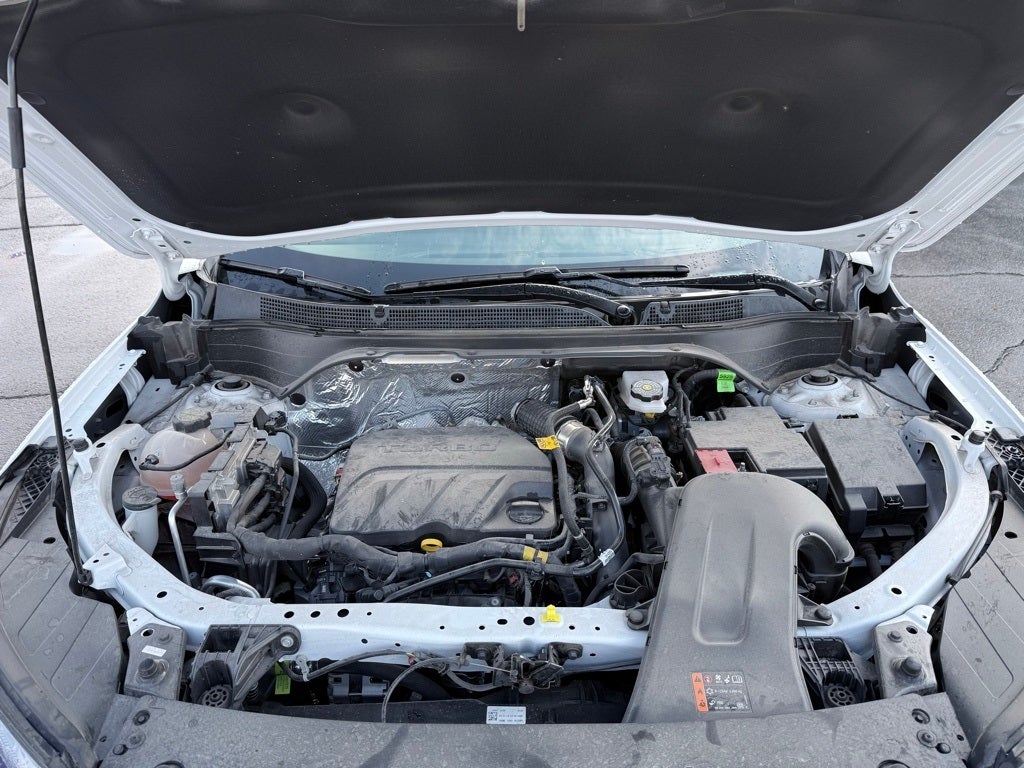 2025 Chevrolet Trax LT & FRONT PASSENGER HEATED SEATS