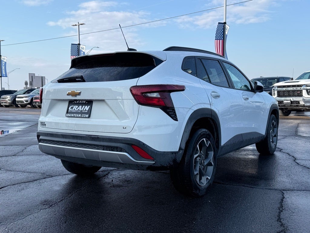 2025 Chevrolet Trax LT & FRONT PASSENGER HEATED SEATS