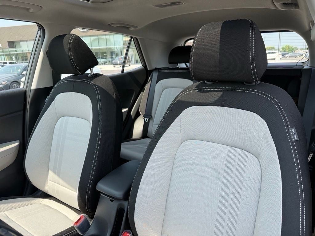 2025 Hyundai Venue SEL CPO ELIGIBLE