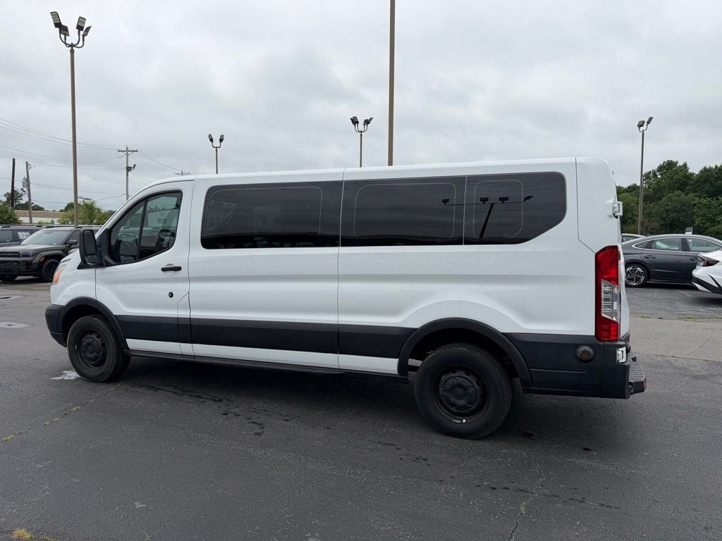 2019 Ford Transit-350 XLT 15 Passenger / Clean Carfax / Low Miles