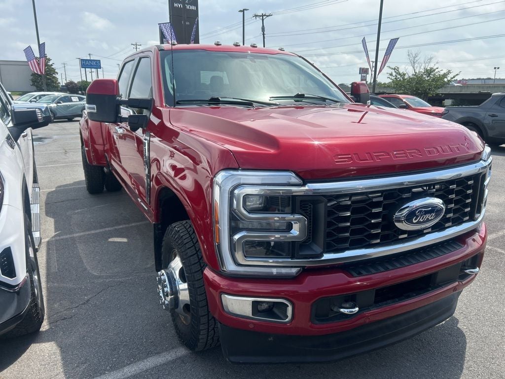 2023 Ford F-350SD Limited