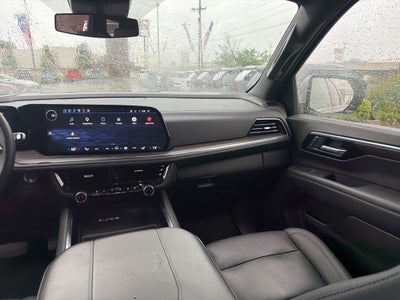 2025 Chevrolet Tahoe LT 1-Owner / Clean Carfax / Power Liftgate