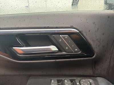 2025 Chevrolet Tahoe LT 1-Owner / Clean Carfax / Power Liftgate