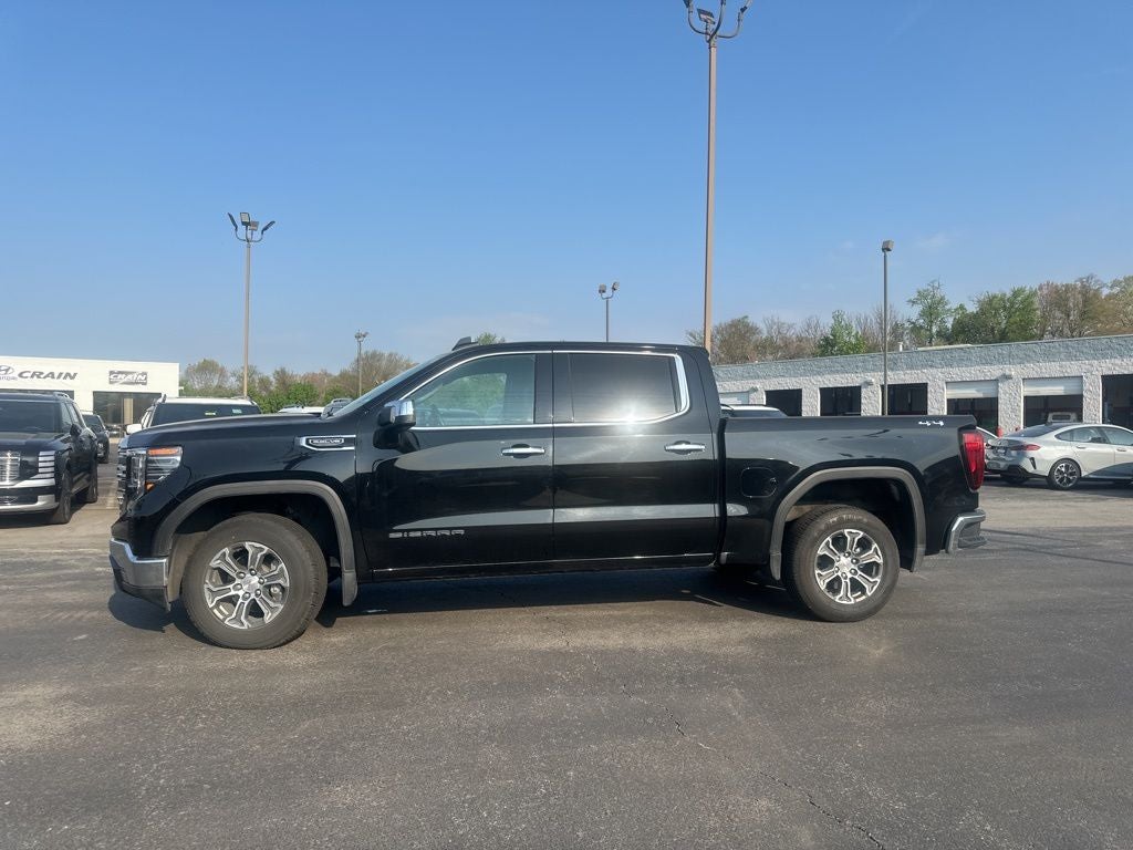 2025 GMC Sierra 1500 SLT