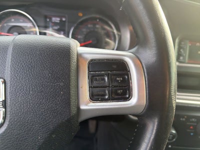 2012 Dodge Charger SE