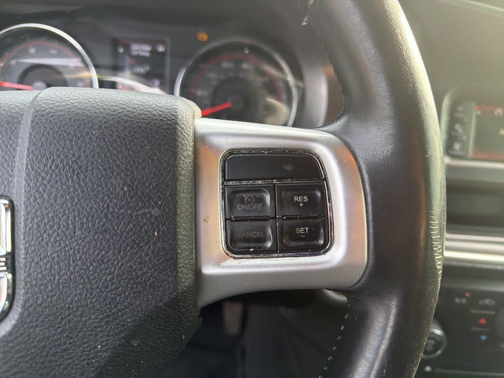 2012 Dodge Charger SE