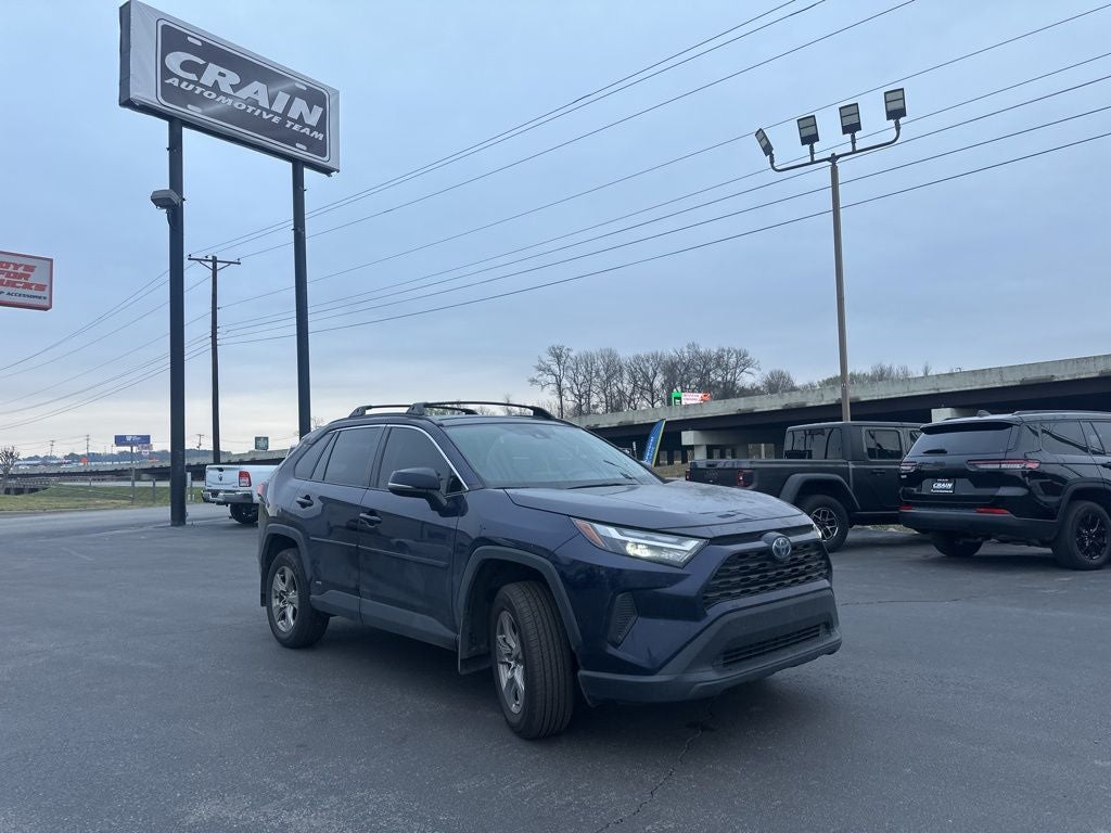 2022 Toyota RAV4 Hybrid XLE