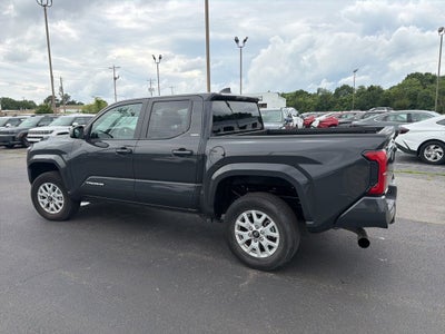 2025 Toyota Tacoma SR5 1-Owner / Clean Carfax