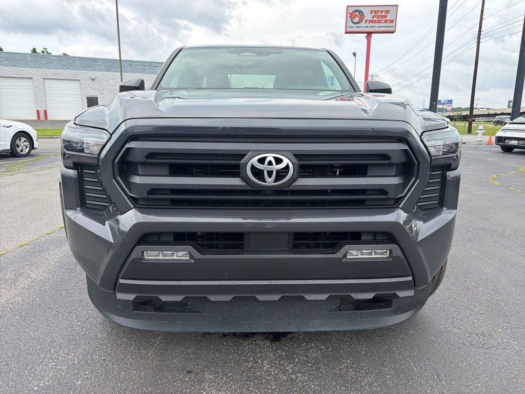 2025 Toyota Tacoma SR5 1-Owner / Clean Carfax