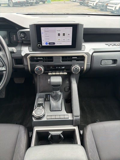 2025 Toyota Tacoma SR5 1-Owner / Clean Carfax