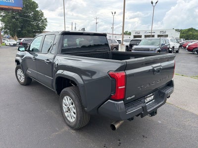 2025 Toyota Tacoma SR5 1-Owner / Clean Carfax