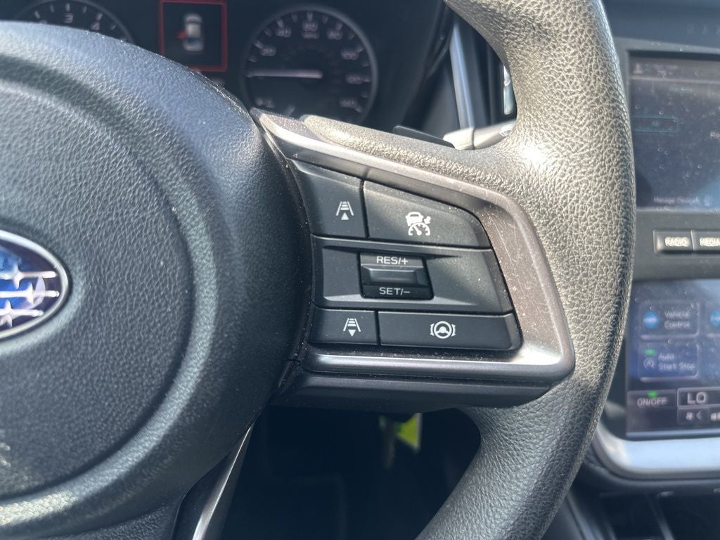 2024 Subaru Legacy Base Super Clean / STARLINK/Apple CarPlay/Android Auto
