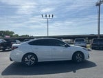 2024 Subaru Legacy Base Super Clean / STARLINK/Apple CarPlay/Android Auto