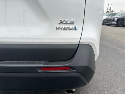 2021 Toyota RAV4 Hybrid XLE