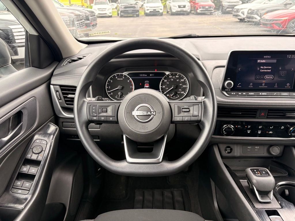 2024 Nissan Rogue S 1-Owner / Blind Spot / Rear Parking Sensors