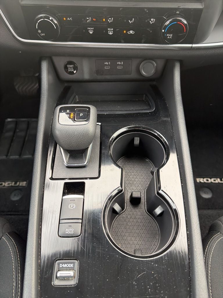 2024 Nissan Rogue S 1-Owner / Rear Parking Sensors / NissanConnect fea