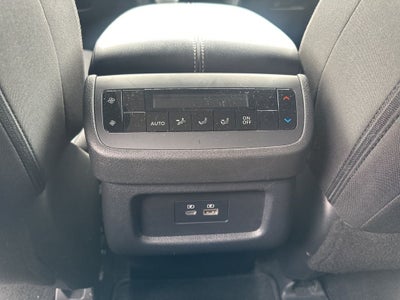 2025 Nissan Pathfinder SV 1-Owner / Rear Cross Traffic Alert / Forward Colli