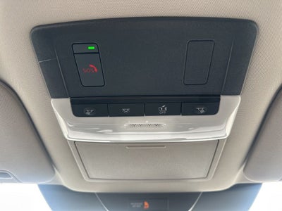 2025 Nissan Pathfinder SV 1-Owner / Rear Cross Traffic Alert / Forward Colli
