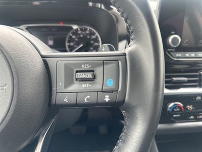 2025 Nissan Pathfinder SV 1-Owner / Rear Cross Traffic Alert / Forward Colli