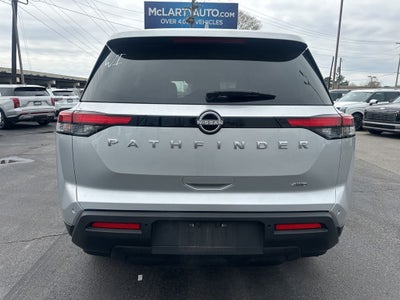 2025 Nissan Pathfinder SV 1-Owner / Rear Cross Traffic Alert / Forward Colli