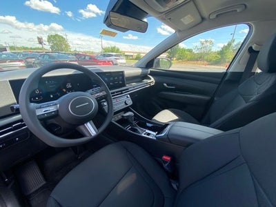 2025 Hyundai Tucson SE