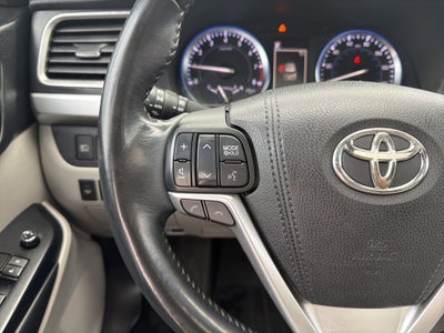2017 Toyota Highlander XLE