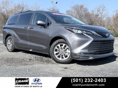 2021 Toyota Sienna XLE 7 Passenger